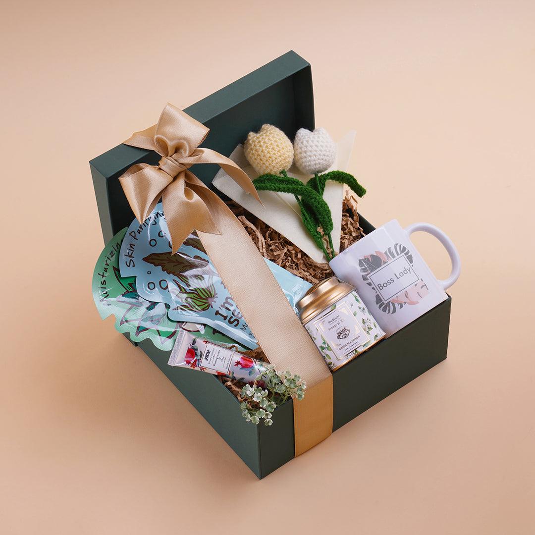 Cozy Corner Gift Box