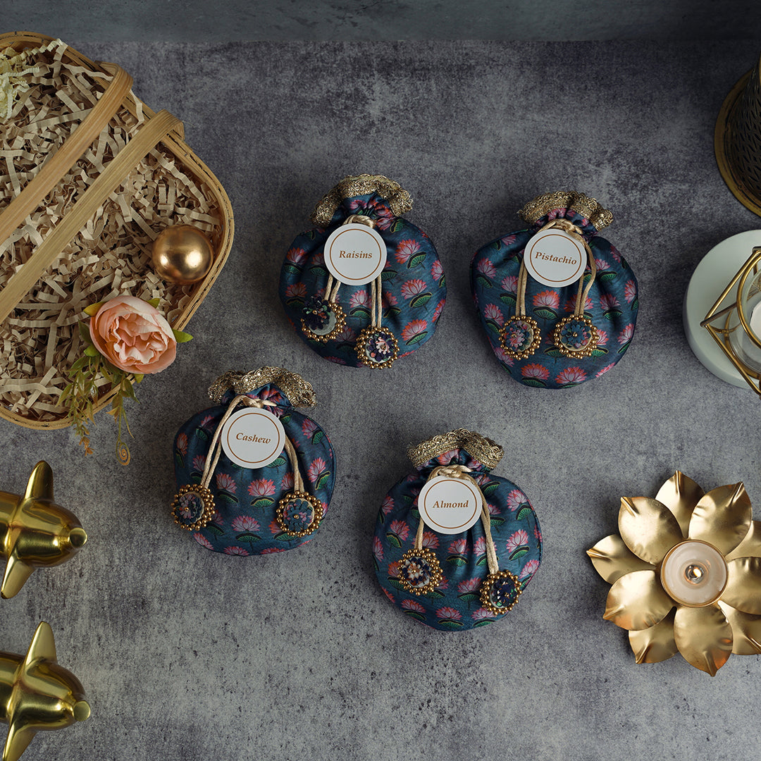 A Token of Tradition Hamper