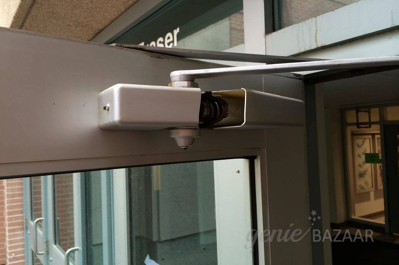 Surface mounted door closer installation (steel door)