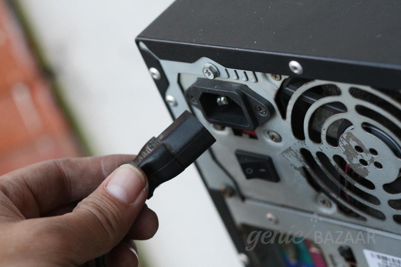 Not starting (power connector/ heat sink paste)