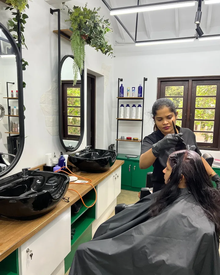Hottest Hair Colors in Sri Lanka 2025: The Ultimate Guide for Trend-Ready Looks