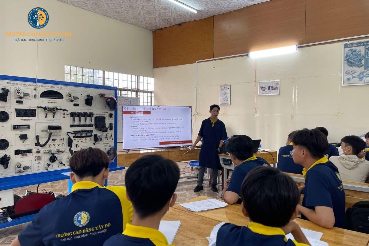 vừa học vừa làm sửa chữa ô tô Cần Thơ