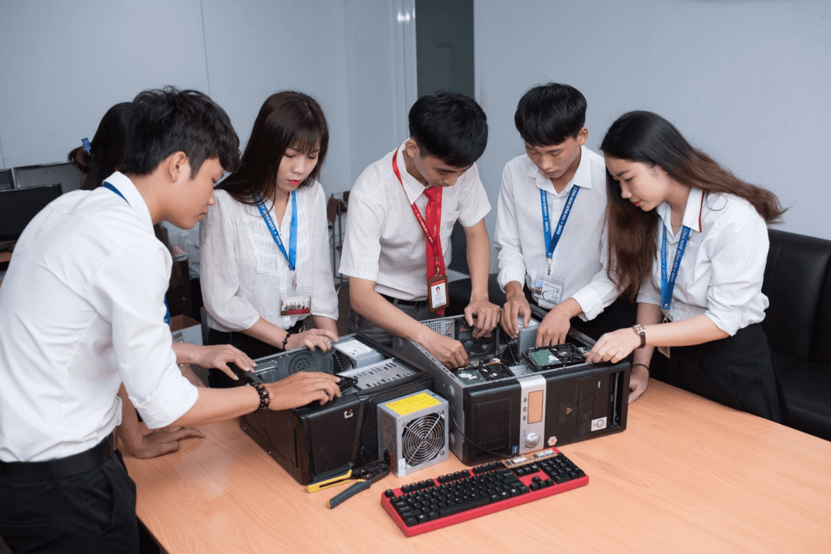 Ngành dành cho cả nam và nữ