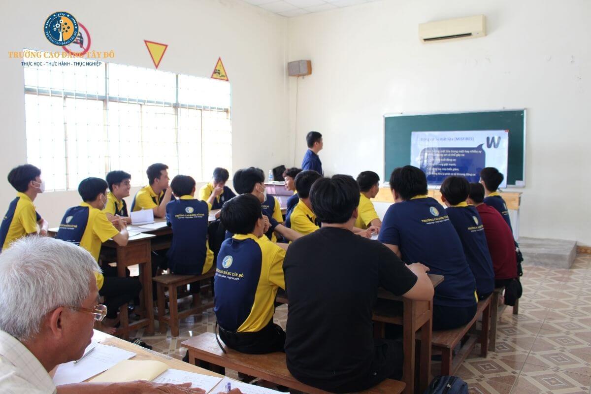 Học sửa chữa ô tô cơ bản
