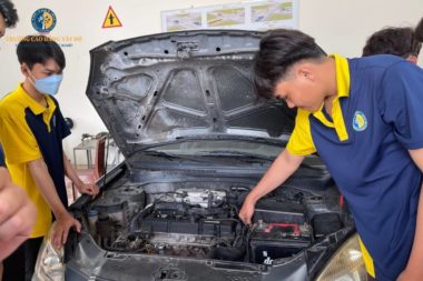 Ngành Công nghệ ô tô xét học bạ