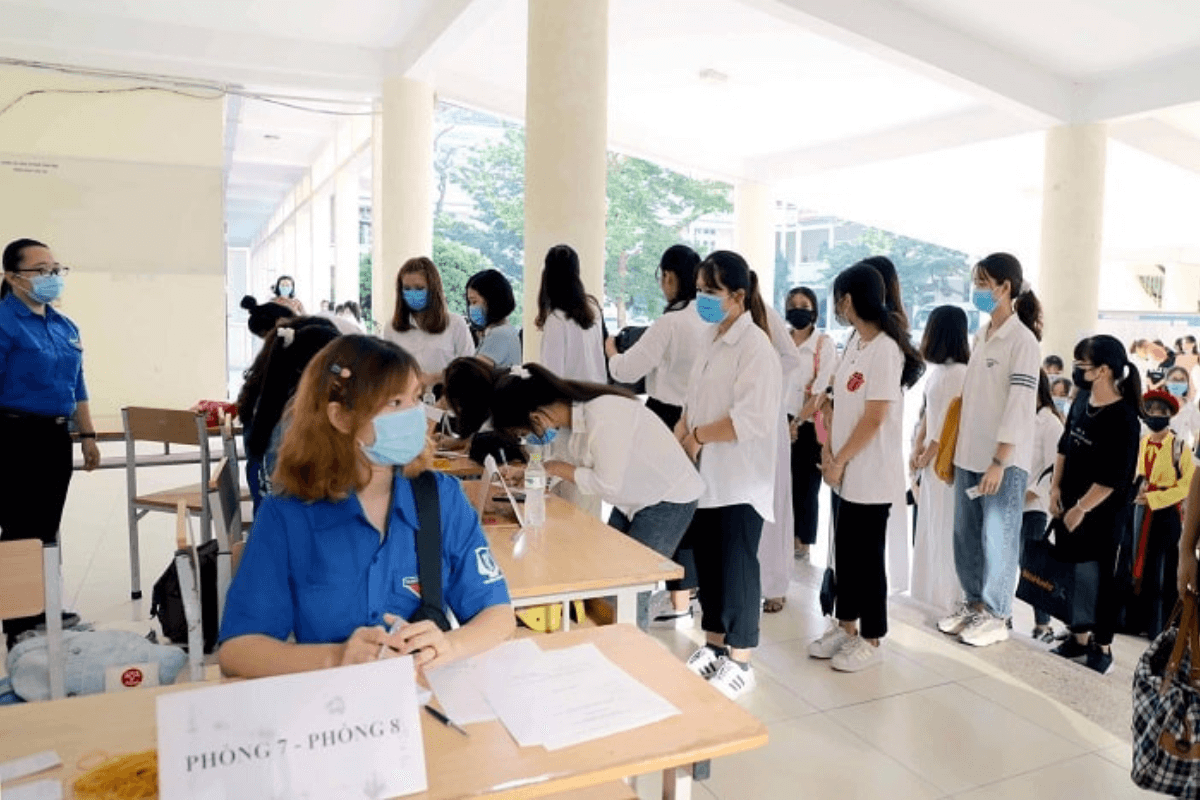 Học nghề không cần thi tuyển
