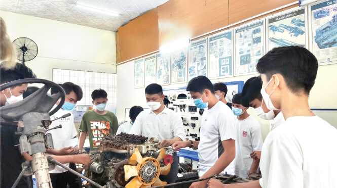 Giới Thiệu