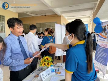 Trường Cao đẳng Tây Đô 6