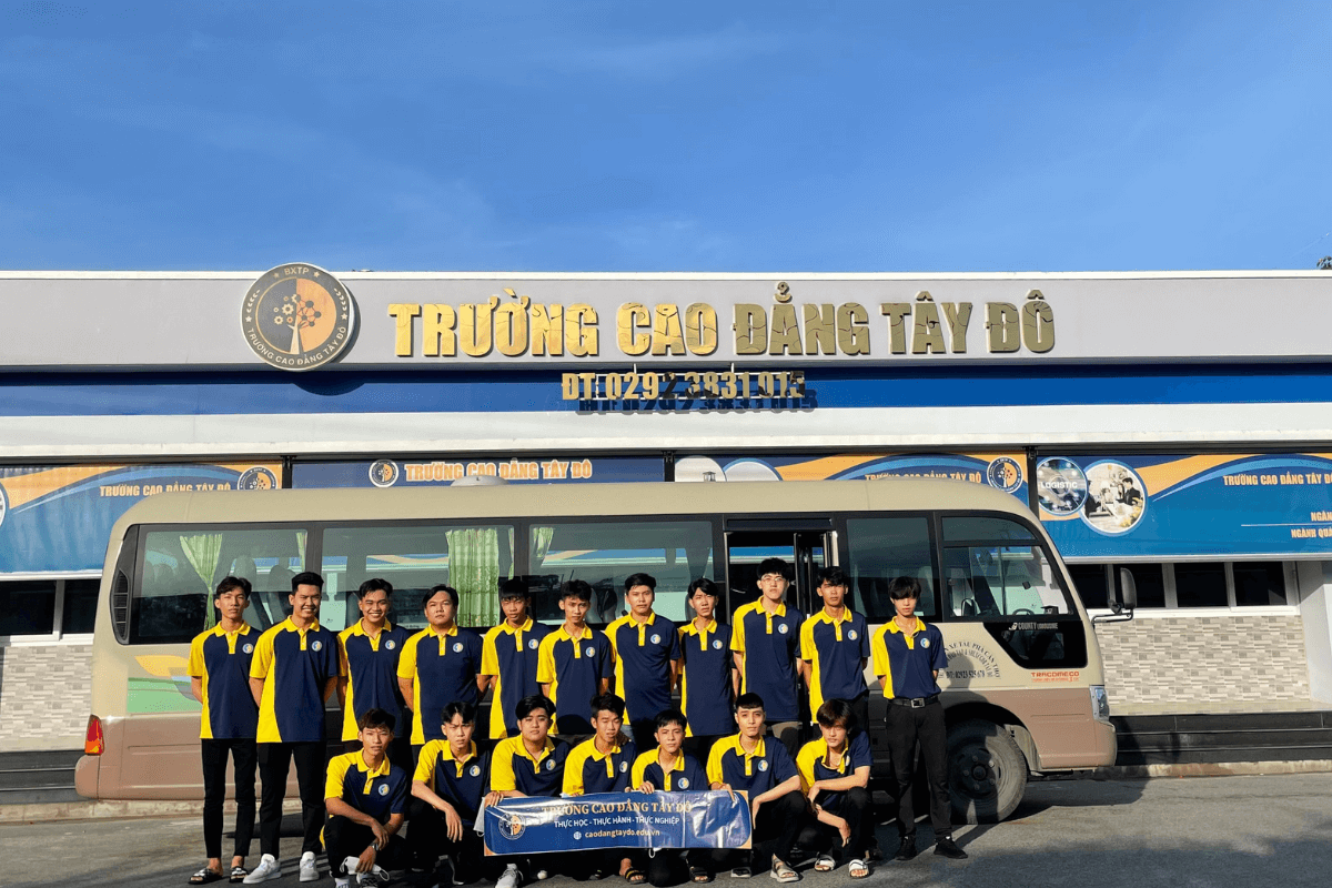 Hoạt động ngoại kh&oacute;a ng&agrave;nh CNOT3