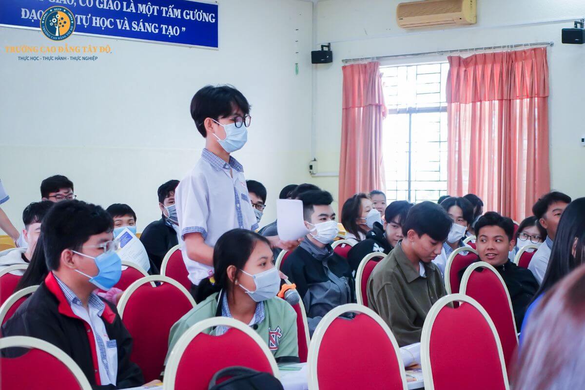 Điểm đến tiếp theo của hành trình hướng nghiệp trường Cao đẳng Tây Đô