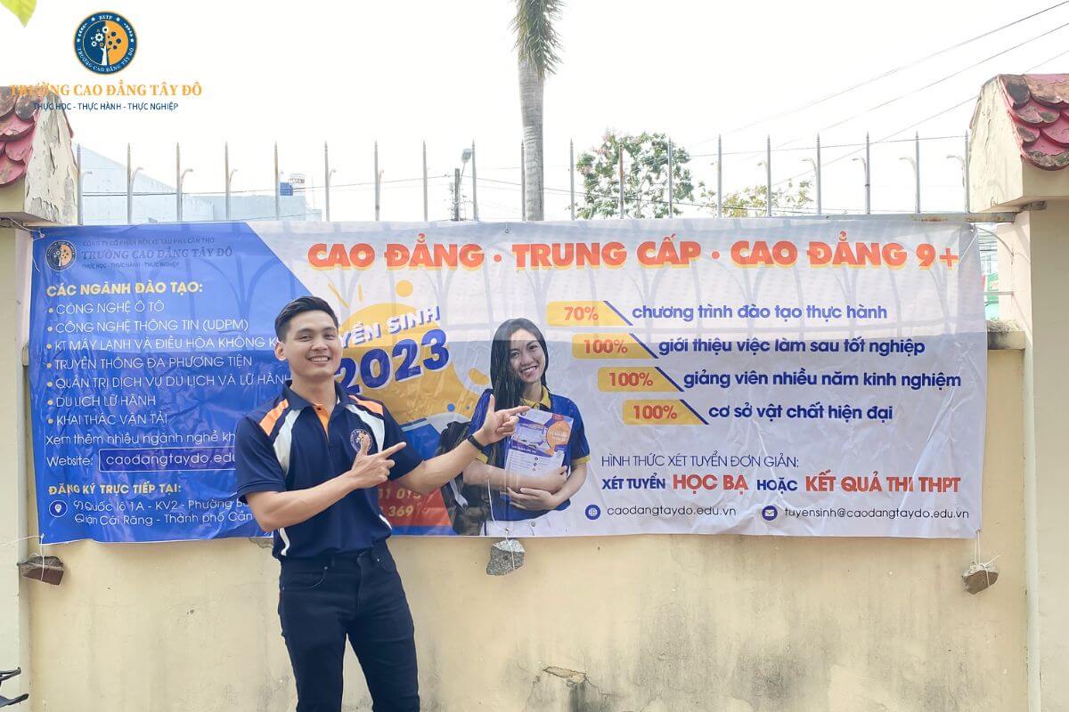 Tour tuyển sinh 2023