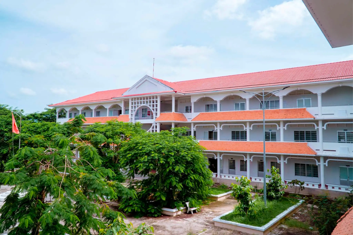 Trường Cao đẳng Vĩnh Long