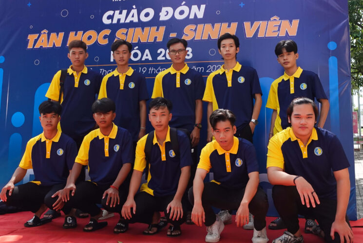 Rộn ràng chào đón Tân học sinh, sinh viên khóa 2023 nhập học