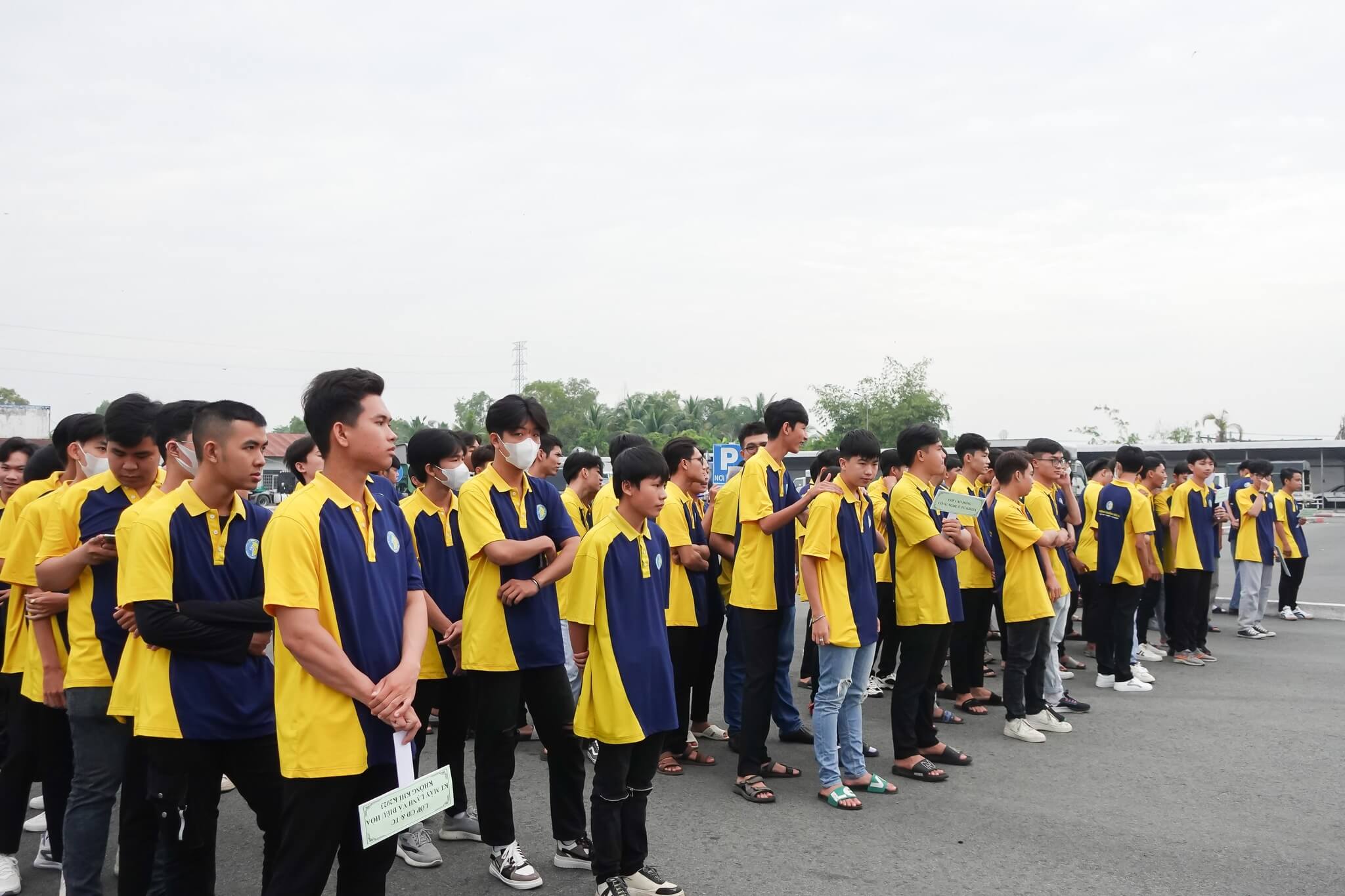 Sinh viên háo hức tham gia ngày hội sinh viên