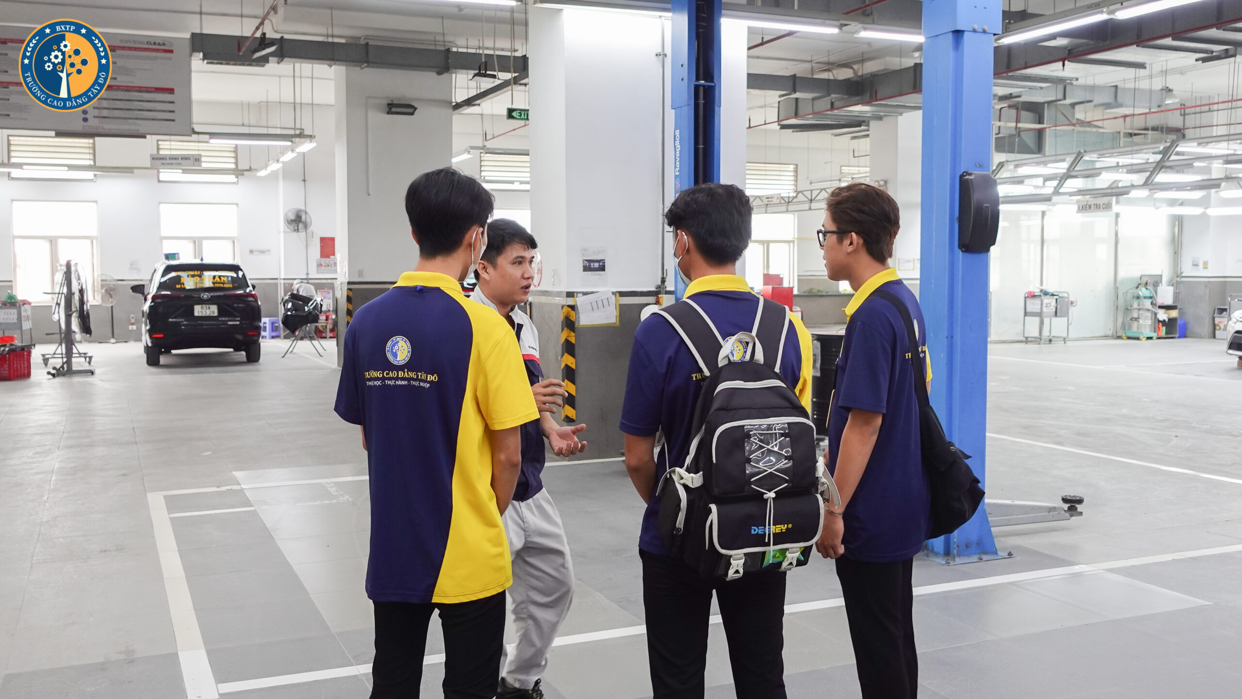 Trải Nghiệm Thực Tế Tại Doanh Nghiệp &#8211; Hành Trang Quý Giá Của Sinh Viên TDC