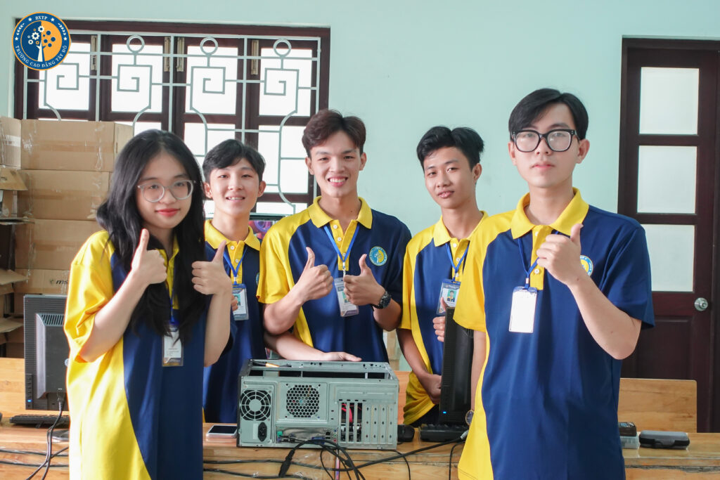 C&ocirc;ng nghệ th&ocirc;ng tin