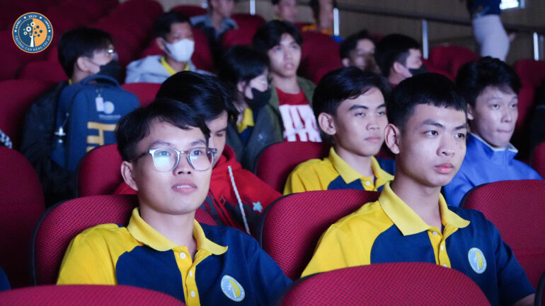 Đây cũng là dịp để các bạn sinh viên thư giãn và cân bằng tinh thần sau thời gian học tập.