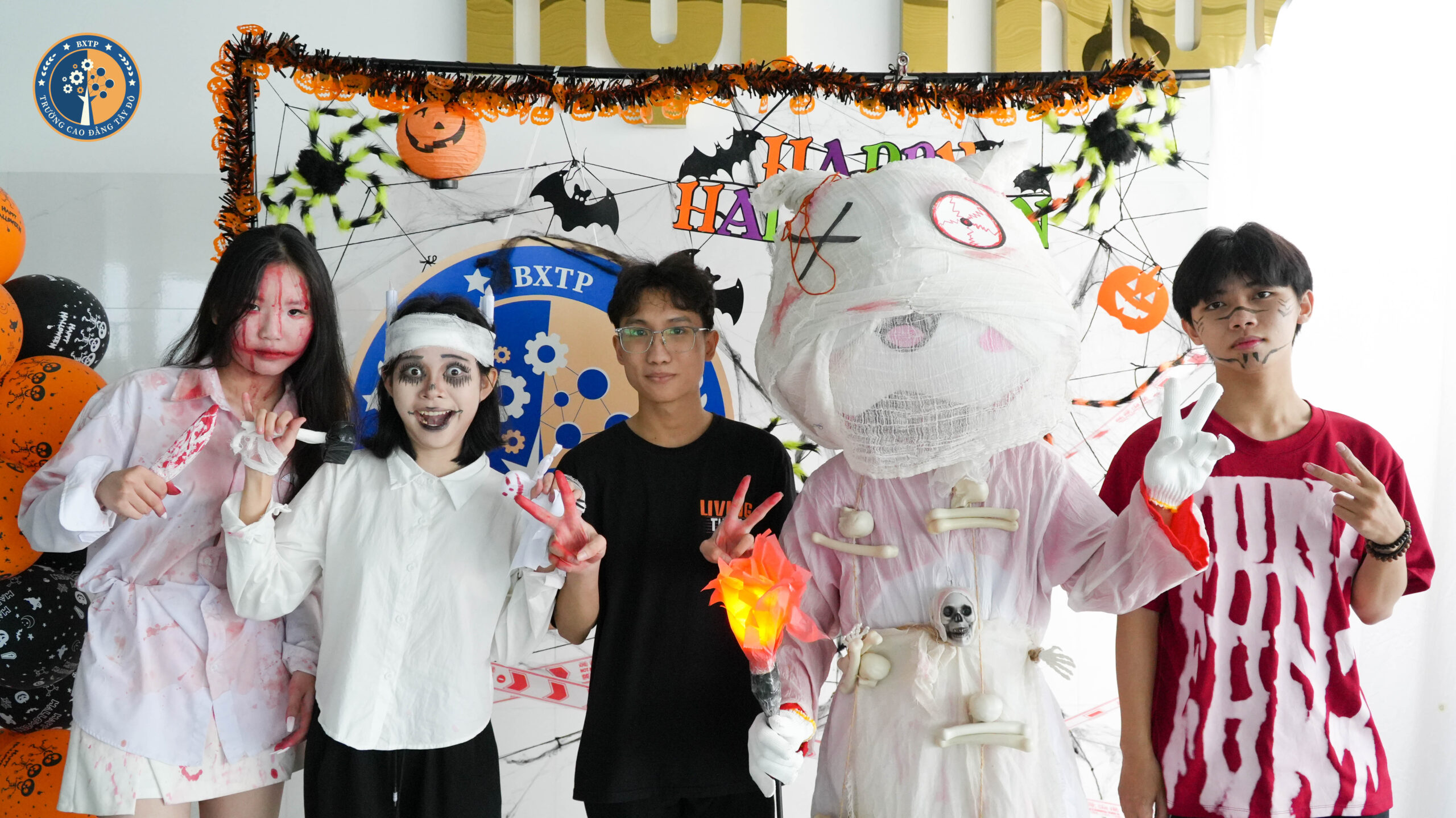 Từ “Đ&ecirc;m c&ocirc;ng chiếu bị l&atilde;ng qu&ecirc;n” đến đ&ecirc;m Halloween đ&aacute;ng nhớ!
