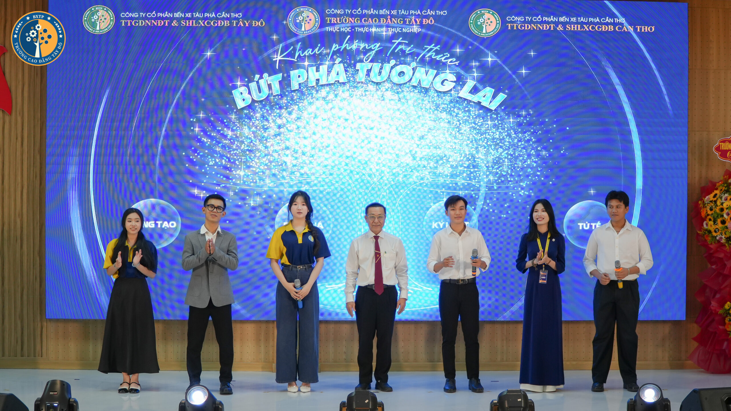 Lễ Tri ân Ngày Nhà Giáo Việt Nam 20/11: Khai phóng tri thức – Bứt phá tương lai