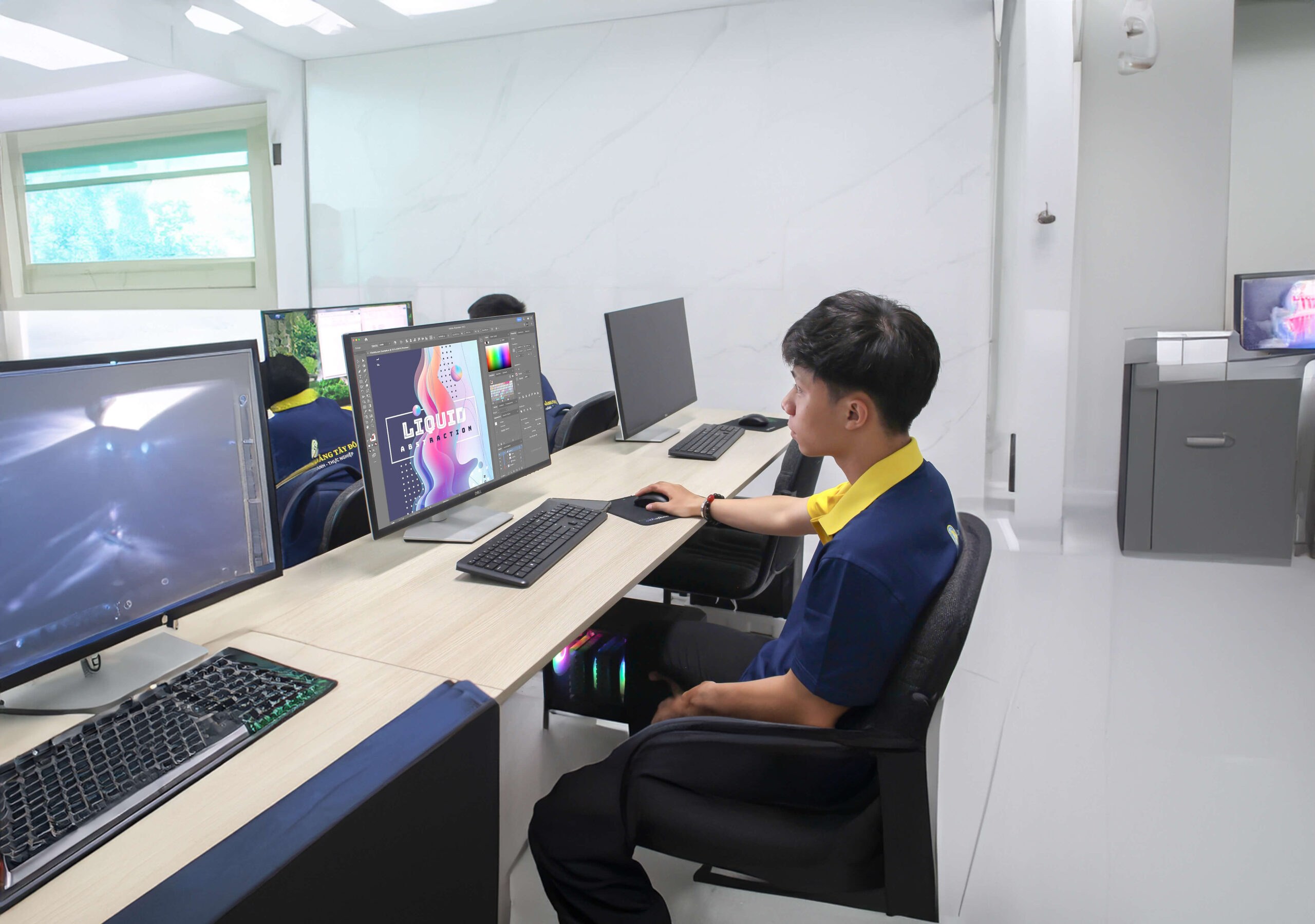 Học ng&agrave;nh C&ocirc;ng Nghệ Th&ocirc;ng Tin gồm những m&ocirc;n g&igrave;? Ra trường l&agrave;m g&igrave;?