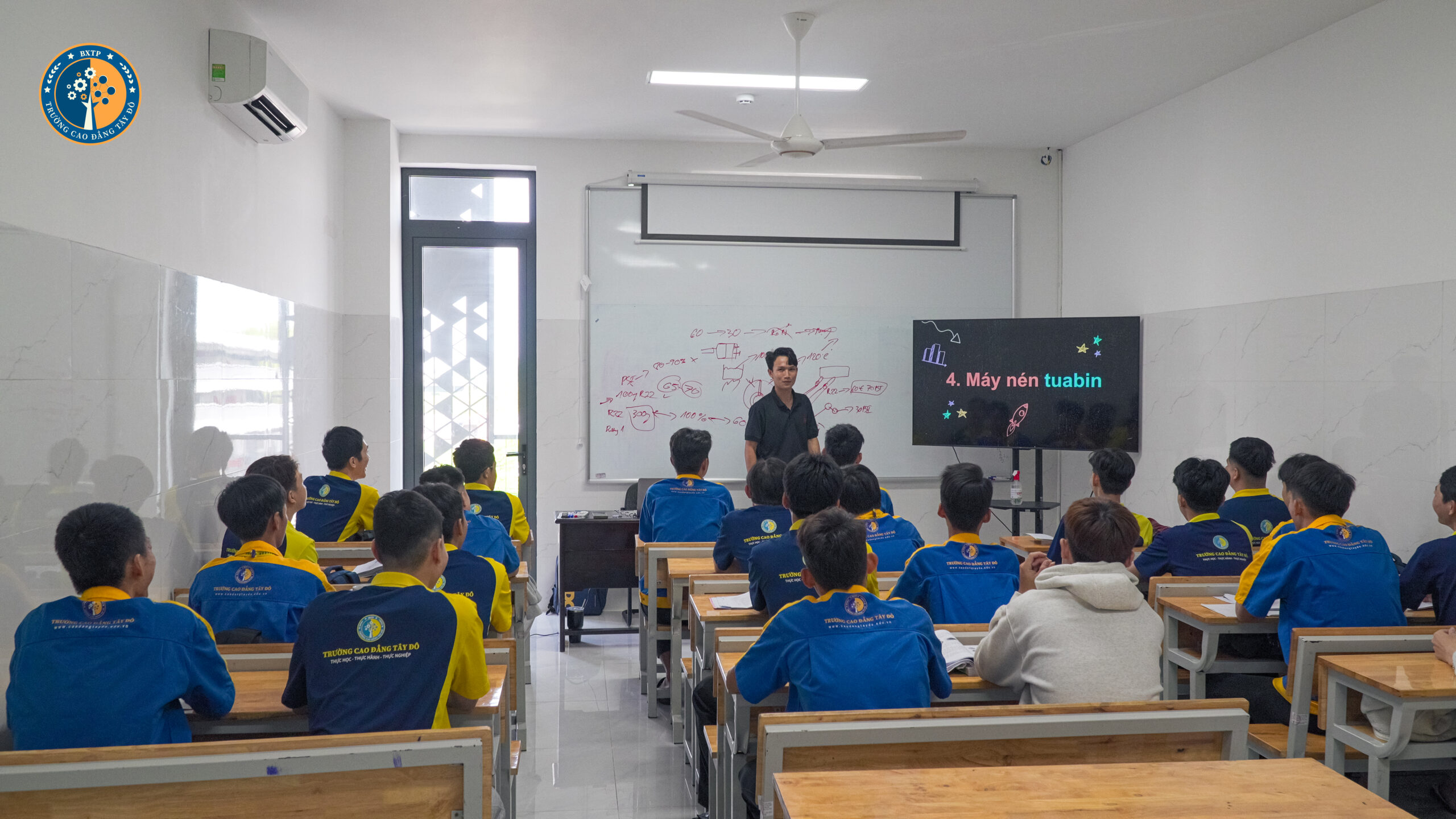 Học Ph&iacute; Kỹ Thuật M&aacute;y Lạnh V&agrave; Điều H&ograve;a Kh&ocirc;ng Kh&iacute; Tại Cần Thơ C&oacute; Cao Kh&ocirc;ng?
