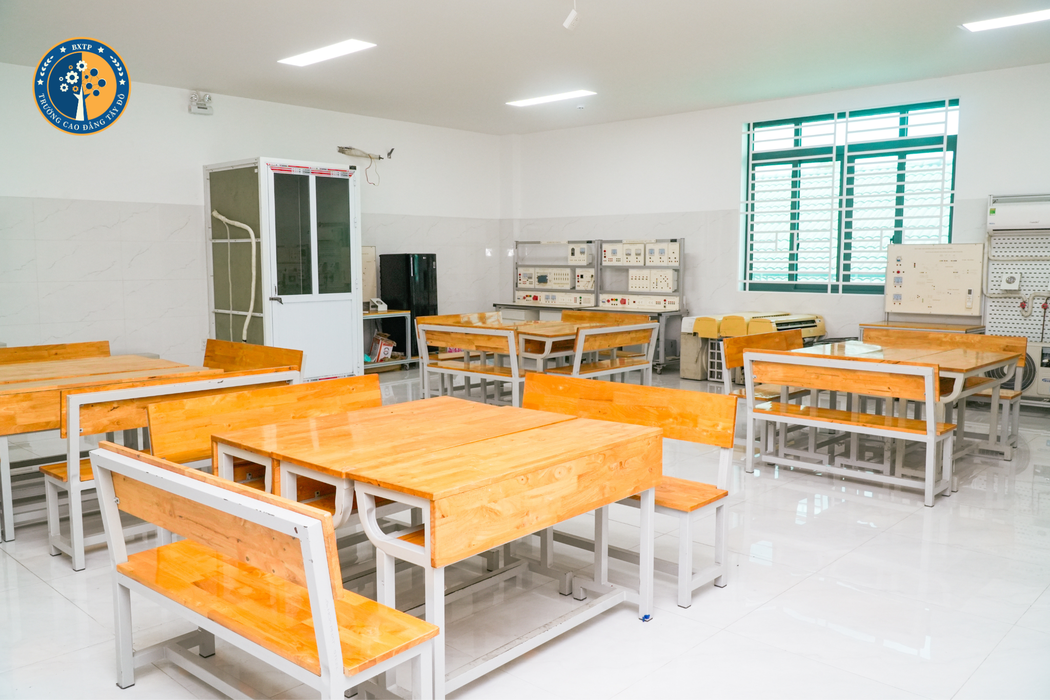 Cao Đẳng T&acirc;y Đ&ocirc; Sở Hữu Xưởng Thực H&agrave;nh M&aacute;y Lạnh Hiện Đại Tại Cần Thơ