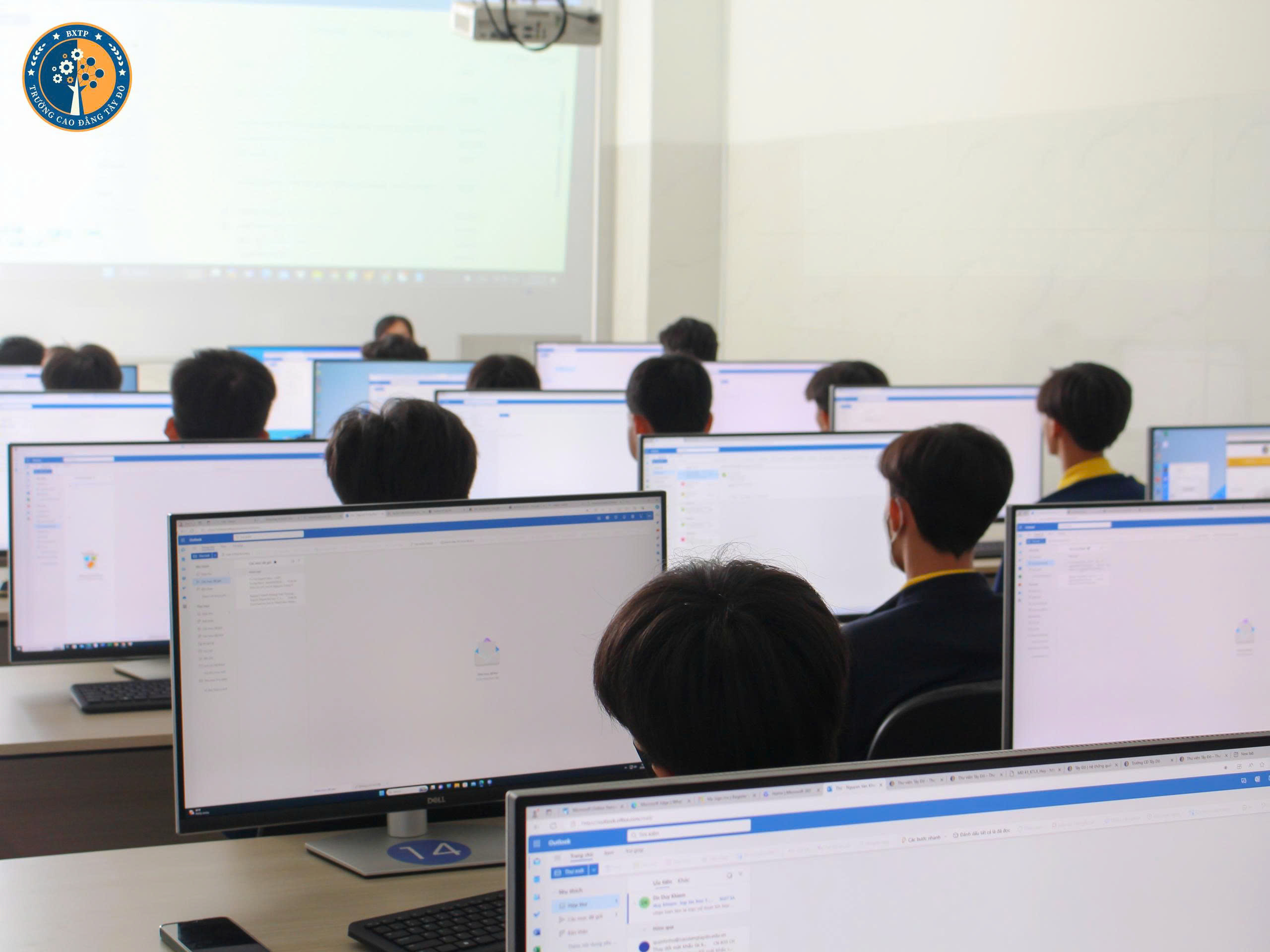 Trường Đ&agrave;o Tạo Digital Marketing Tại Cần Thơ: M&ocirc;i Trường Học Tập Hiện Đại Ở Cao Đẳng T&acirc;y Đ&ocirc; 2026