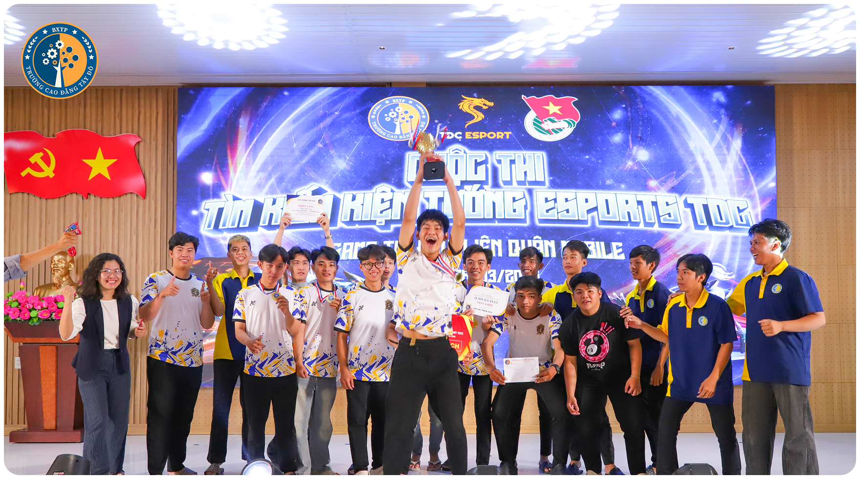 Hoạt động sinh vi&ecirc;n