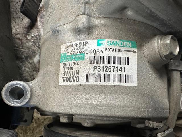 2010 Volvo Xc70 A/C Compressor View Auto part A/C Compressor Volvo Xc70 2010