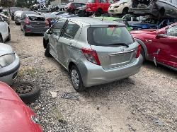 View Auto part Grille Toyota Yaris 2011