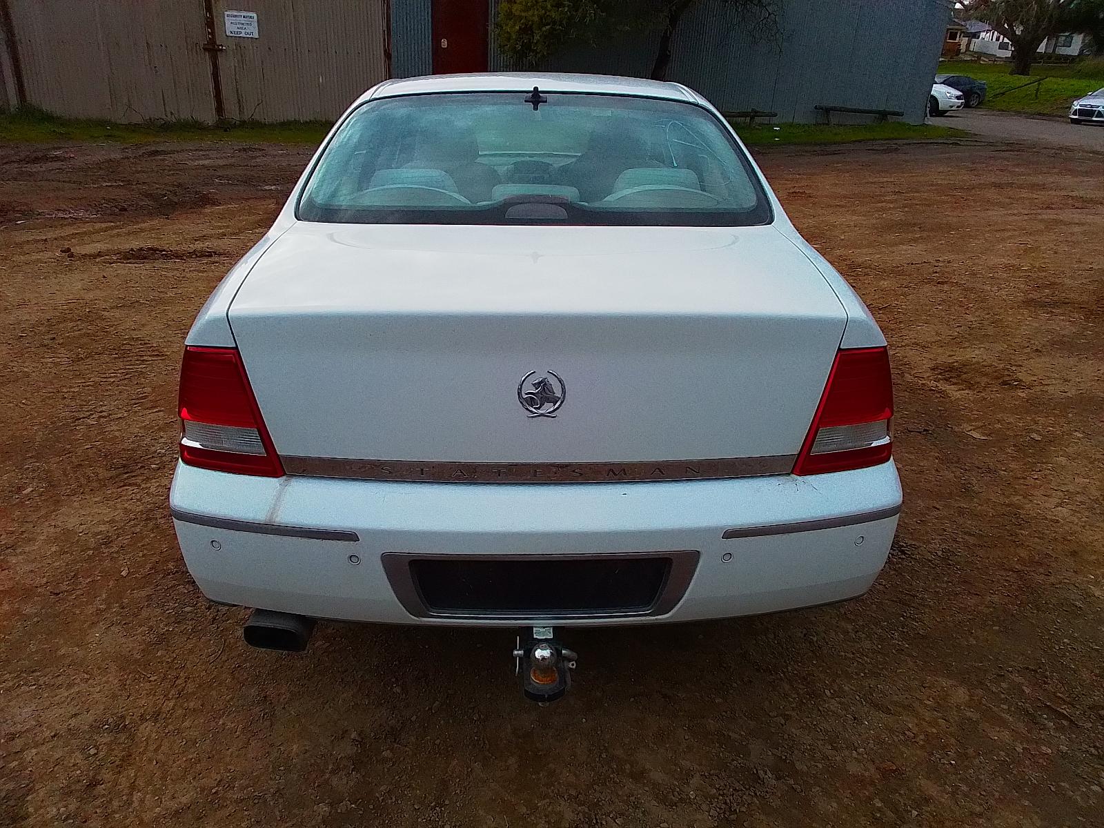 View Auto part Left Front Strut Holden Statesman/caprice 2004