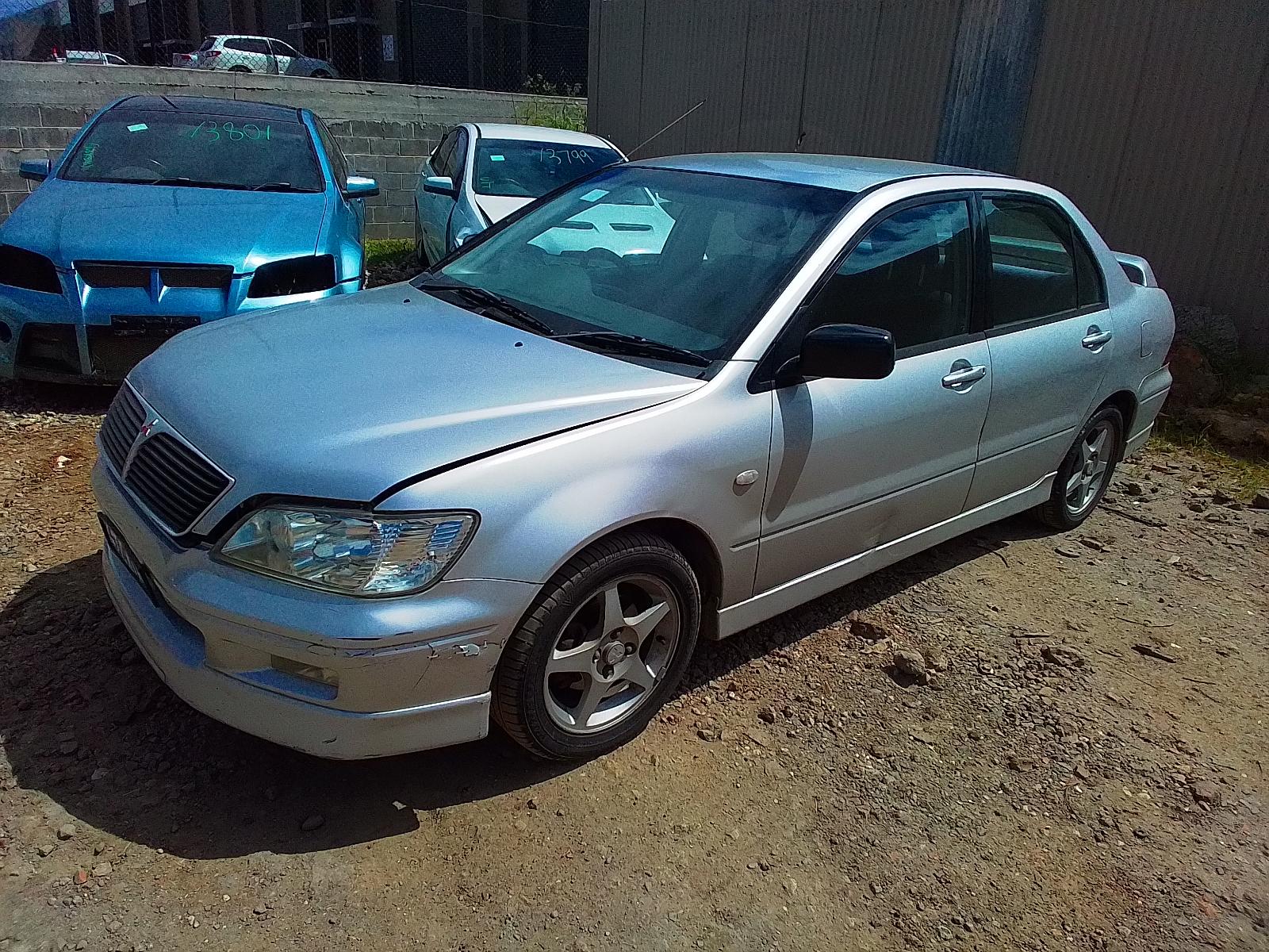 View Auto part Left Indicator/Fog/Side Mitsubishi Lancer 2003