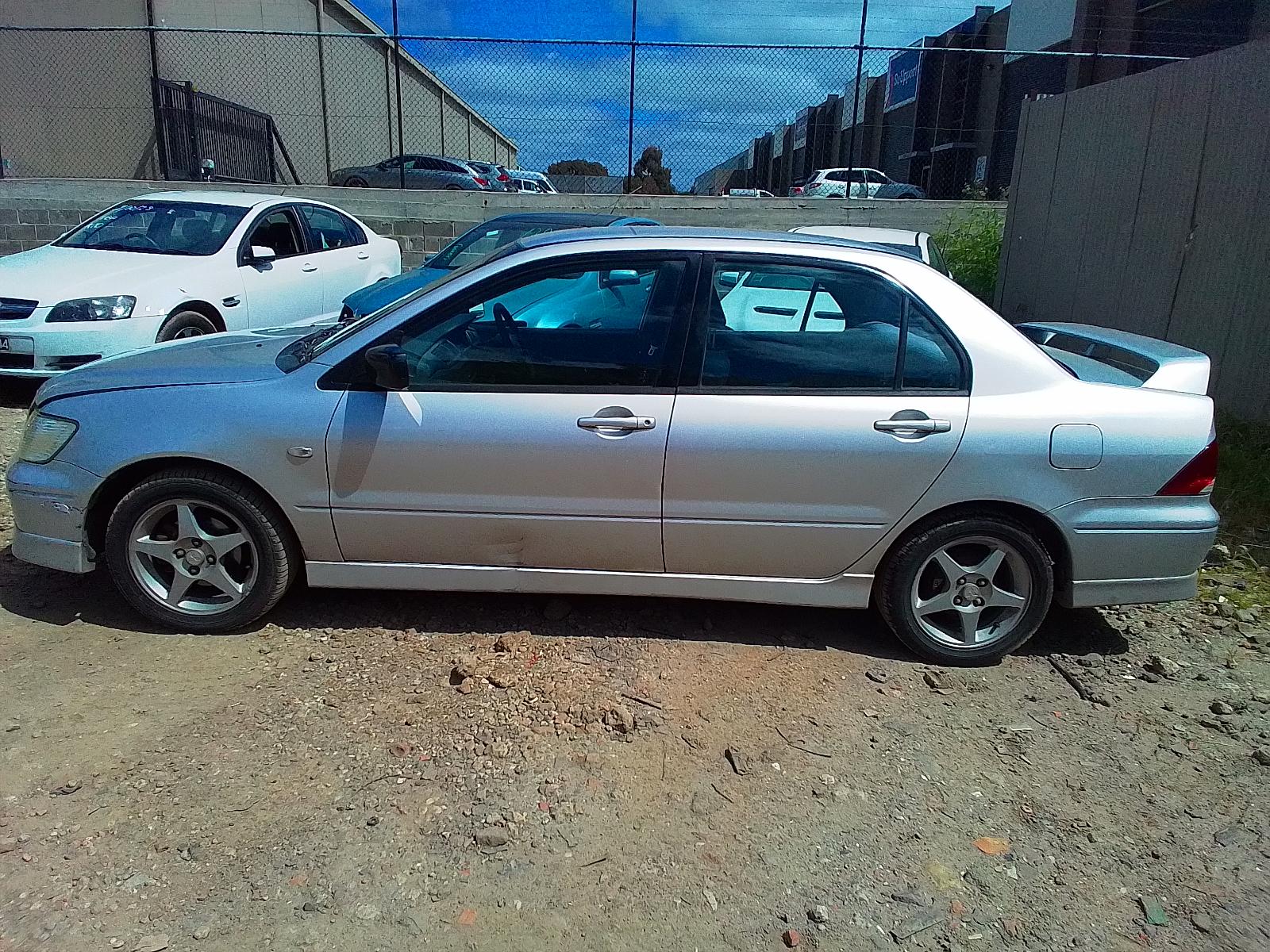 View Auto part Left Indicator/Fog/Side Mitsubishi Lancer 2003