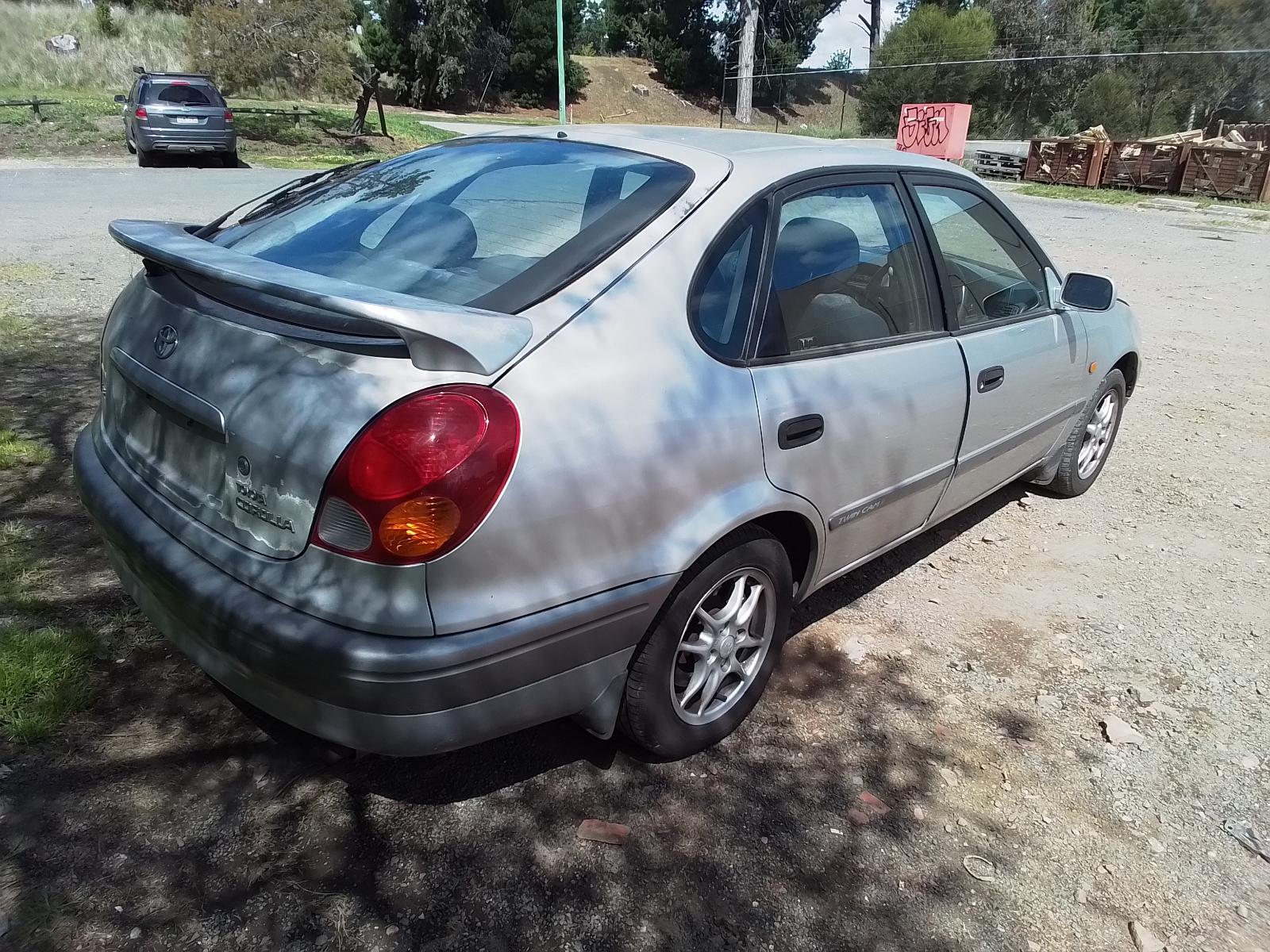 View Auto part Right Indicator/Fog/Side Toyota Corolla 1999