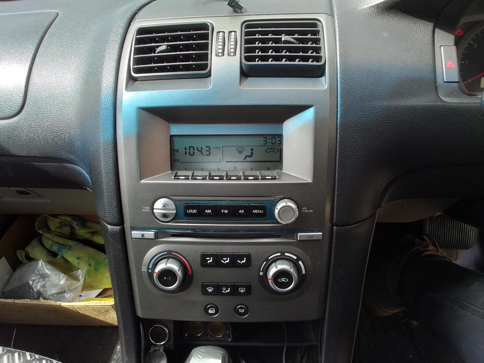 Auto Par Instrument Instrument Cluster Falcon Ford 2005
