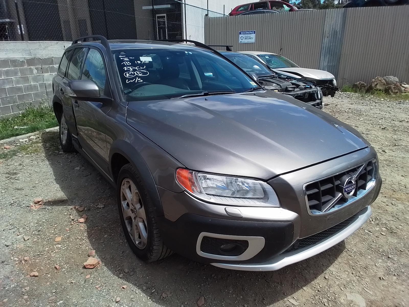 2010 Volvo Xc70 A/C Compressor View Auto part A/C Compressor Volvo Xc70 2010