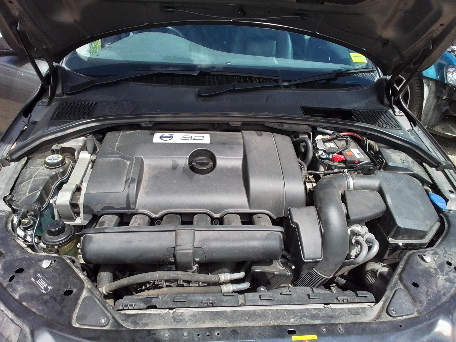 2010 Volvo Xc70 A/C Compressor View Auto part A/C Compressor Volvo Xc70 2010