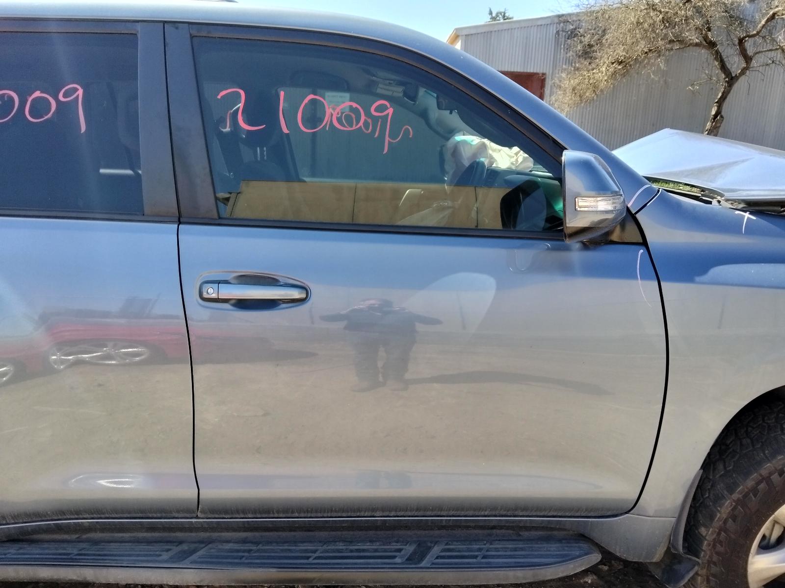 2012 Toyota Prado Wheel Mag View Auto part Wheel Mag Toyota Prado 2012