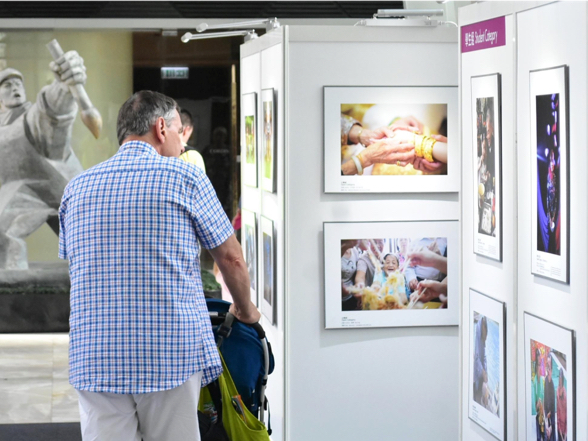 Grand Champion Photo Exhibition – <br/>Elder Appreciation