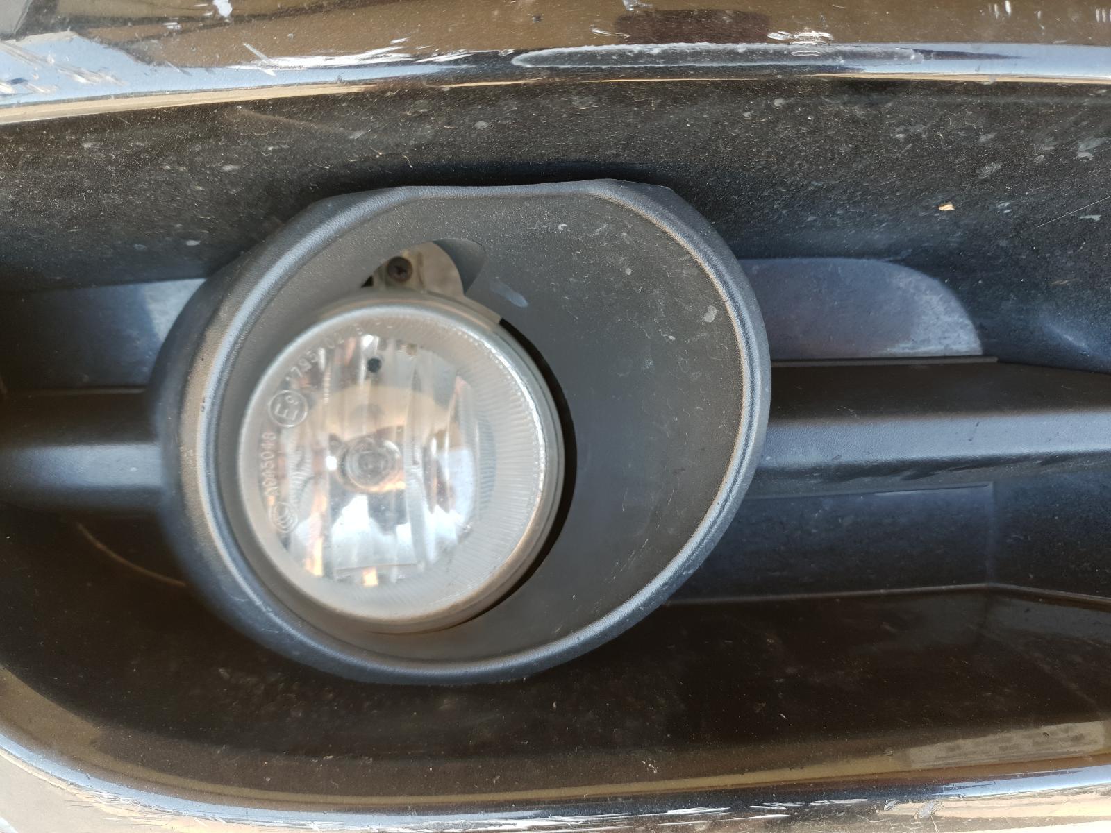 2010 Chrysler Voyager Right Indicator/Fog/Side View Auto part Right Indicator/Fog/Side Chrysler Voyager 2010