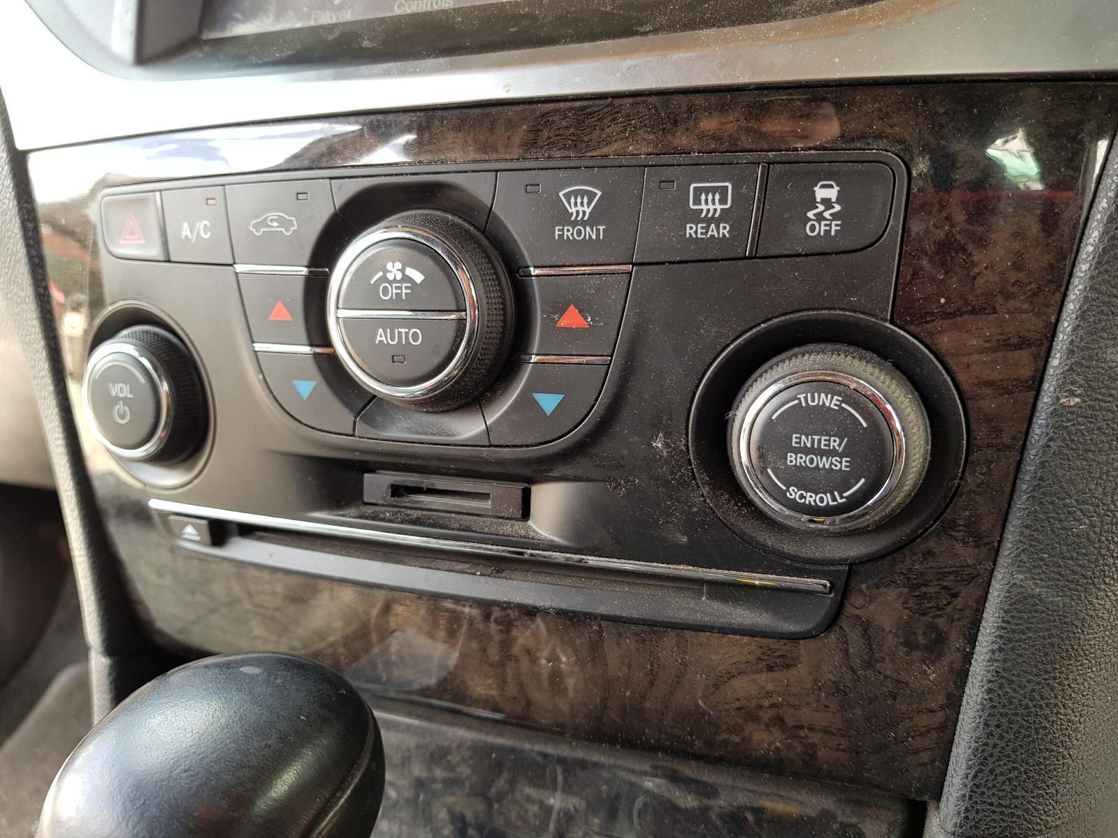 View Auto part Heater/Ac Controls Chrysler 300c 2012
