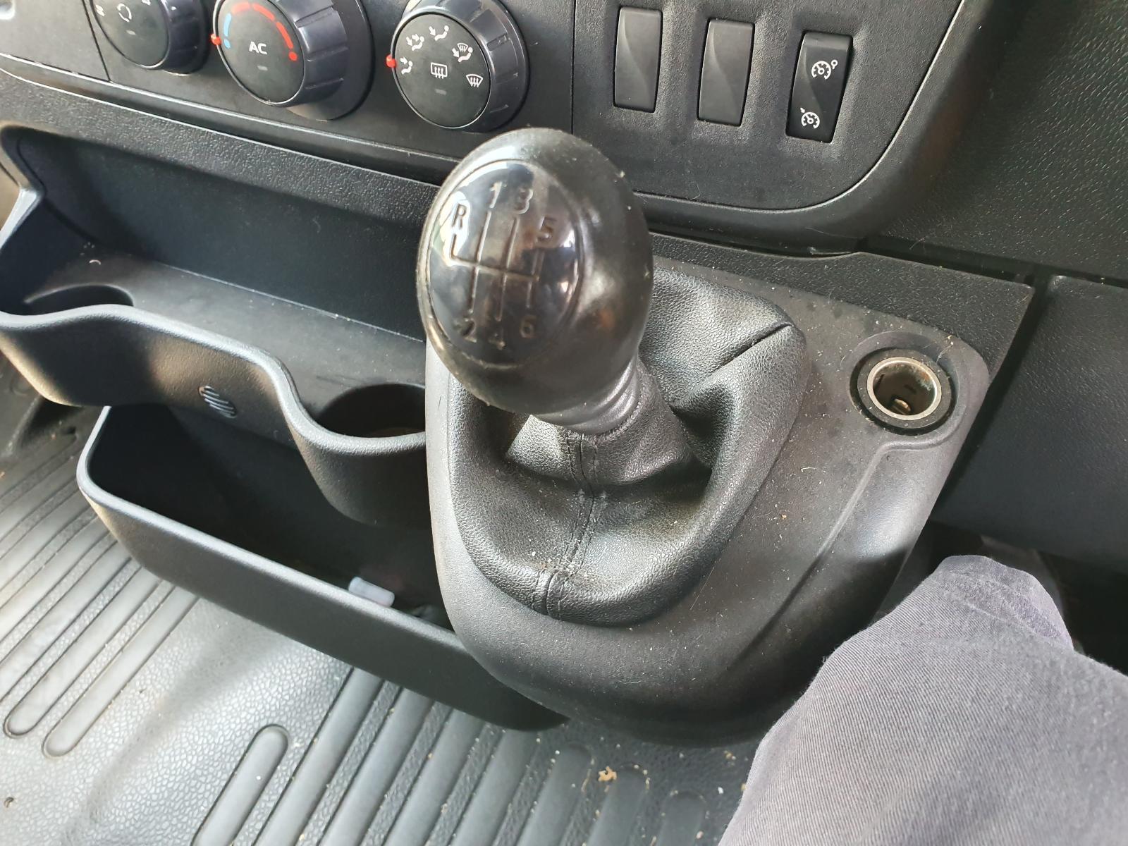 View Auto part Gear Stick/Shifter Renault Master 2012