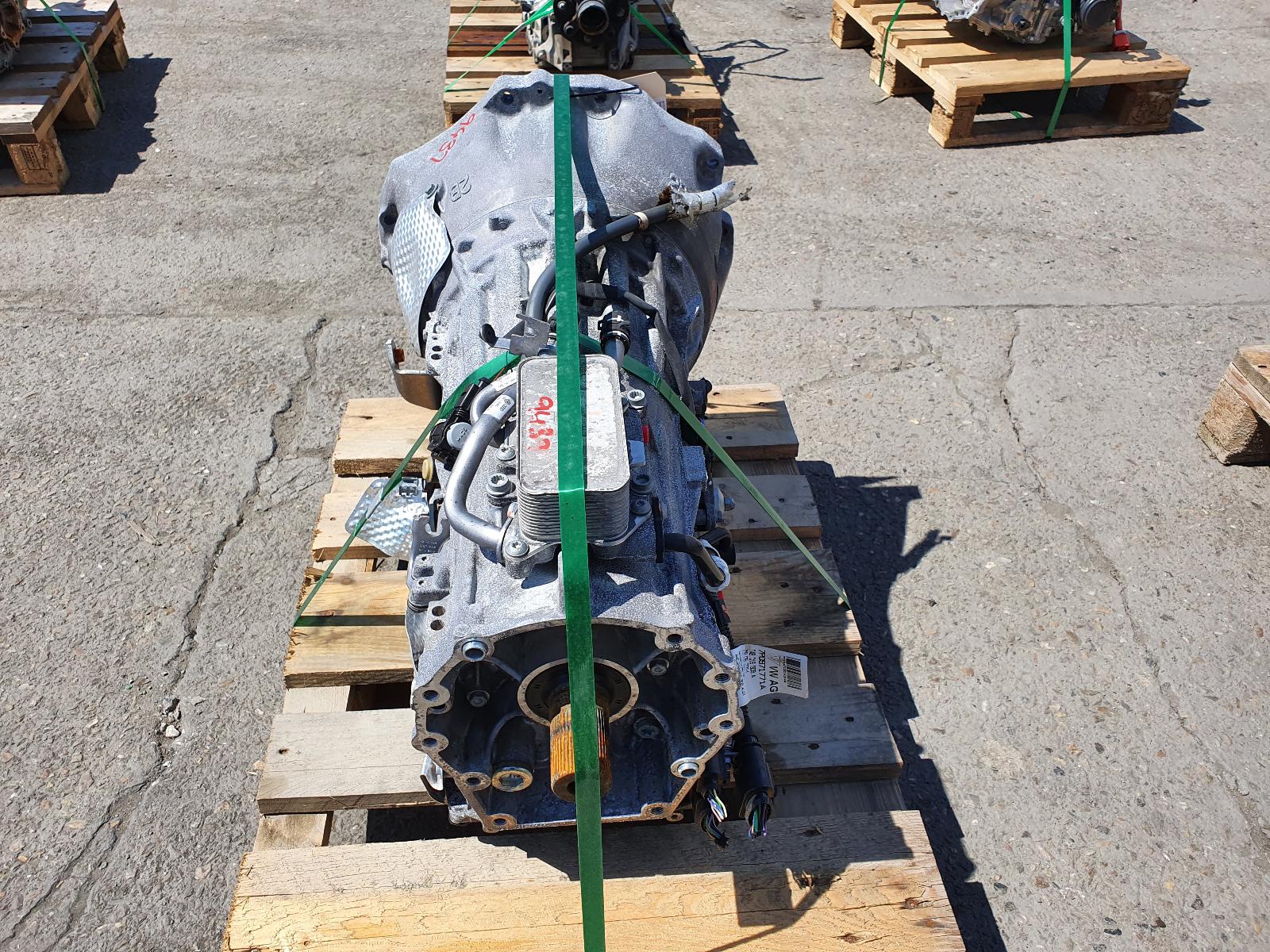 View Auto part Trans/Gearbox Volkswagen Touareg 2015
