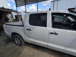 View Auto part Right Rear Door Sliding Toyota Hilux 2011