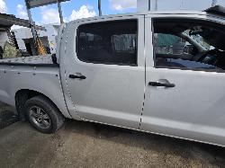 View Auto part Right Rear Door Sliding Toyota Hilux 2011
