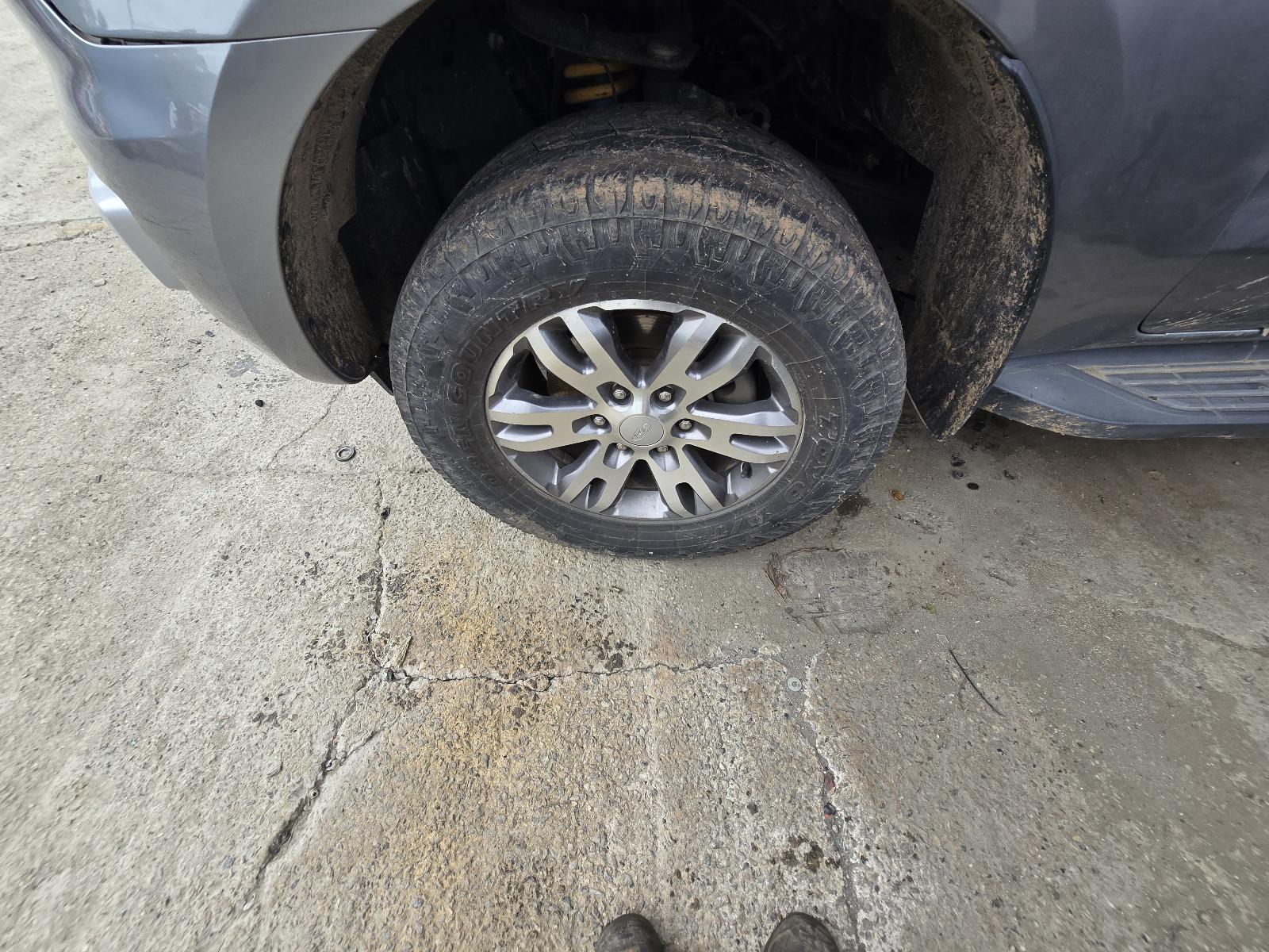View Auto part Wheel Mag Ford Everest 2016