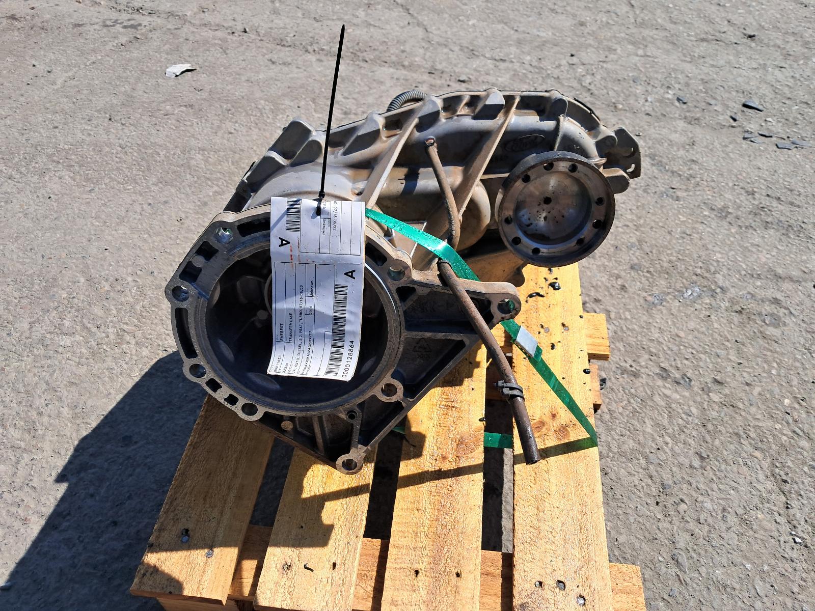 View Auto part Transfer Case Ford Everest 2016