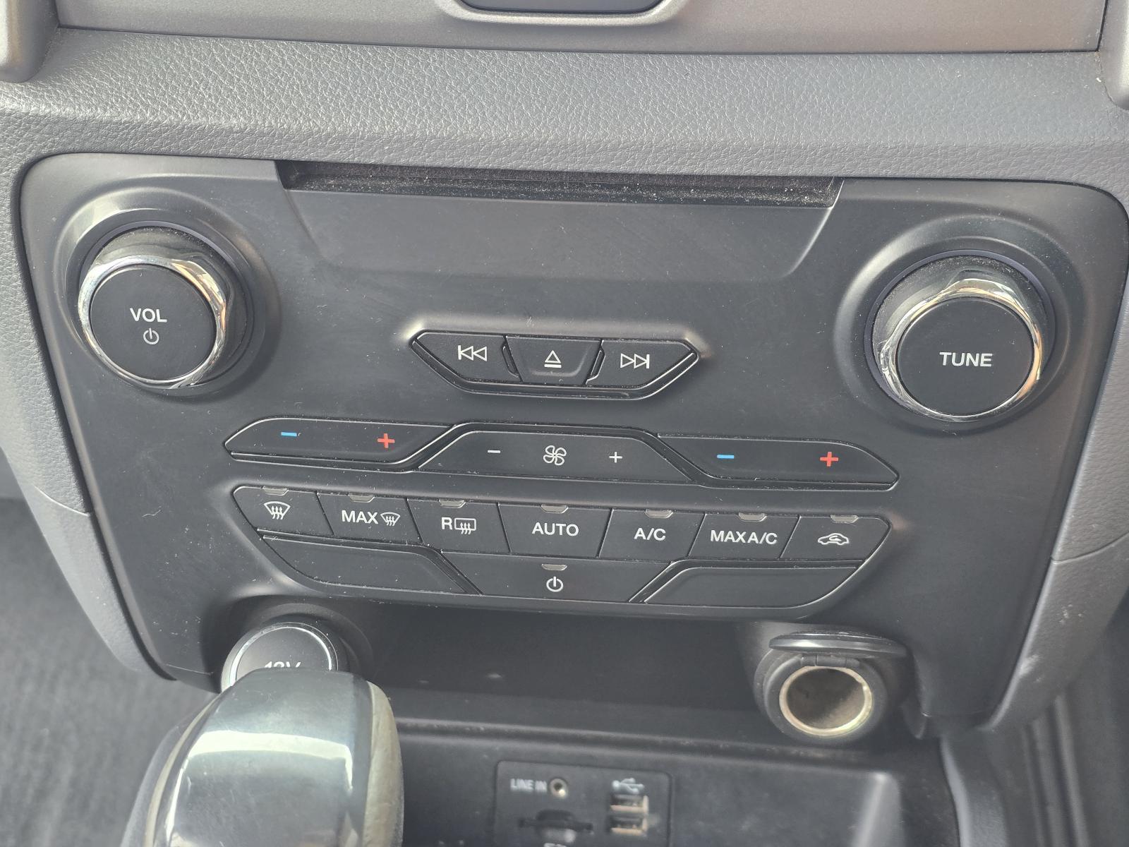 View Auto part Heater/Ac Controls Ford Everest 2016