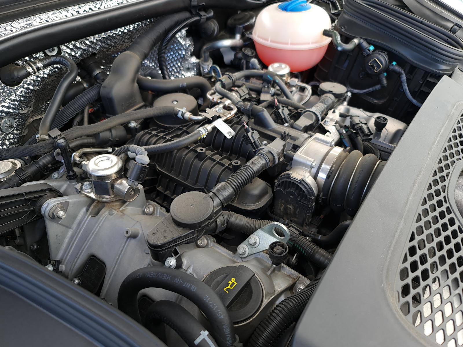 2018 Porsche Macan Trim Panel View Auto part Trim Panel Porsche Macan 2018