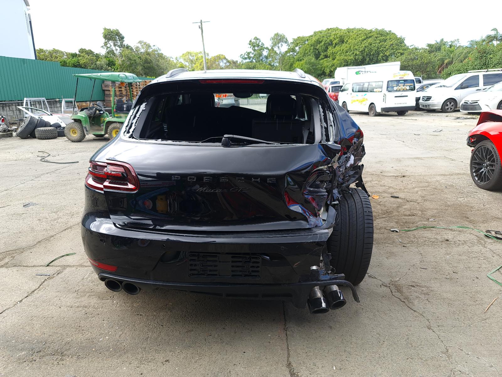 2018 Porsche Macan Trim Panel View Auto part Trim Panel Porsche Macan 2018